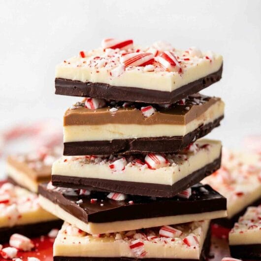 Easy Peppermint Bark