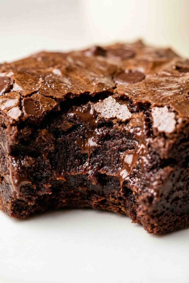 Easy Blender Brownies (One-Bowl Method)